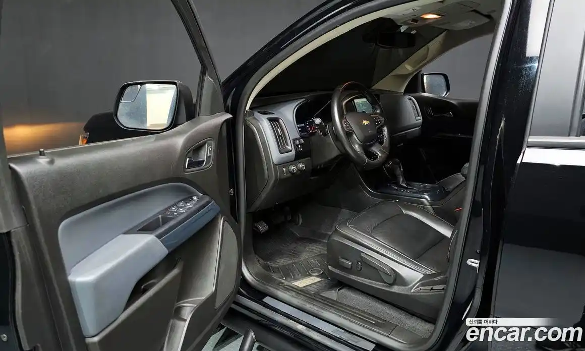 Chevrolet Colorado 2021 3.6 Автомат в Москве № 42271, фото 20