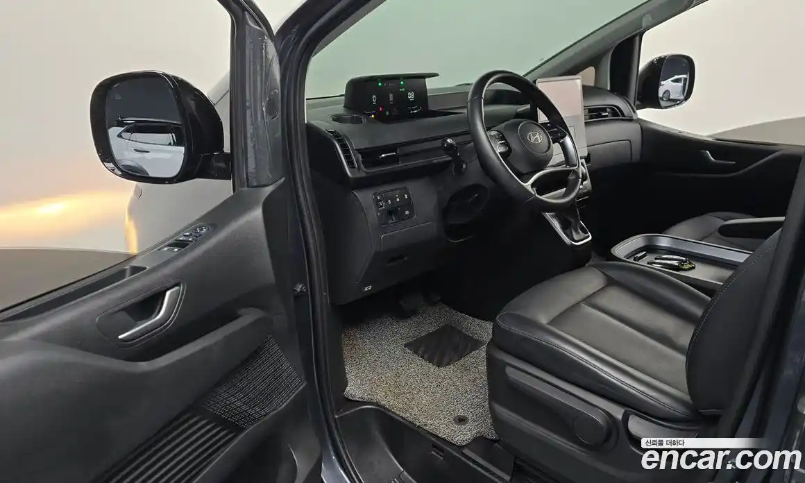 Hyundai Staria 2025 2.2 Автомат в Москве № 49814, фото 19