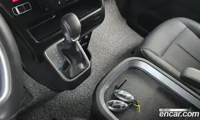 Hyundai Staria 2025 2.2 Автомат в Москве № 49814, миниатюра 2