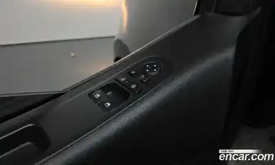 Hyundai Staria 2025 2.2 Автомат в Москве № 49814, миниатюра 4