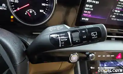 Kia Canival 2023 2.2 Автомат в Москве № 54583, миниатюра 3