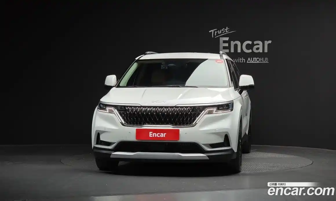 Kia Canival 2023 2.2 Автомат в Москве № 54583, фото 9