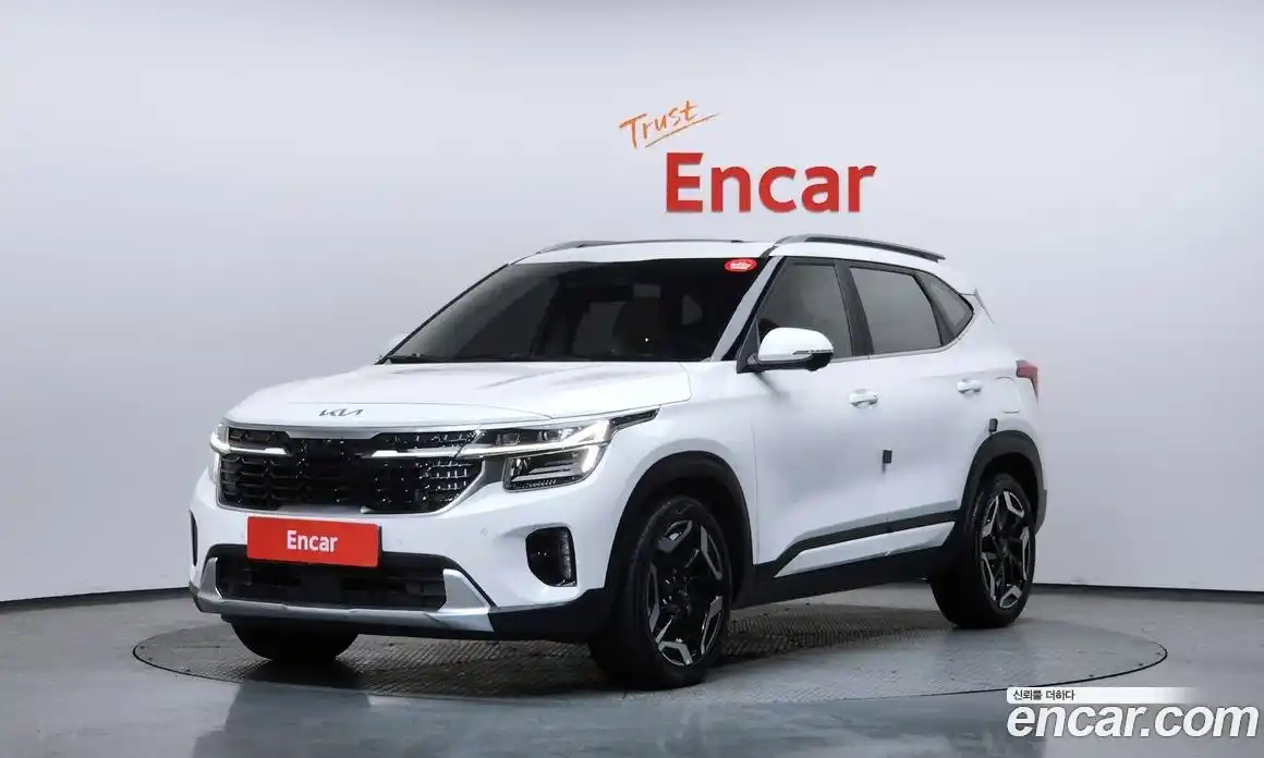 Kia Seltos 2023 1.6 Автомат в Москве № 54988, фото 14