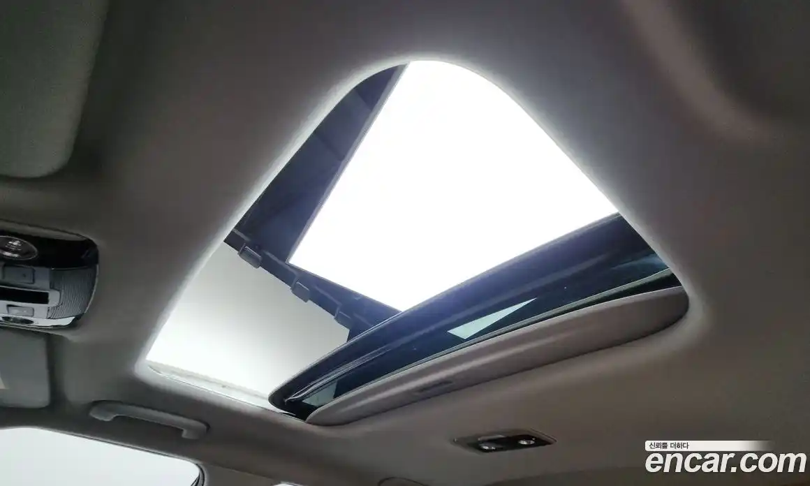 Kia Seltos 2023 1.6 Автомат в Москве № 54988, фото 15