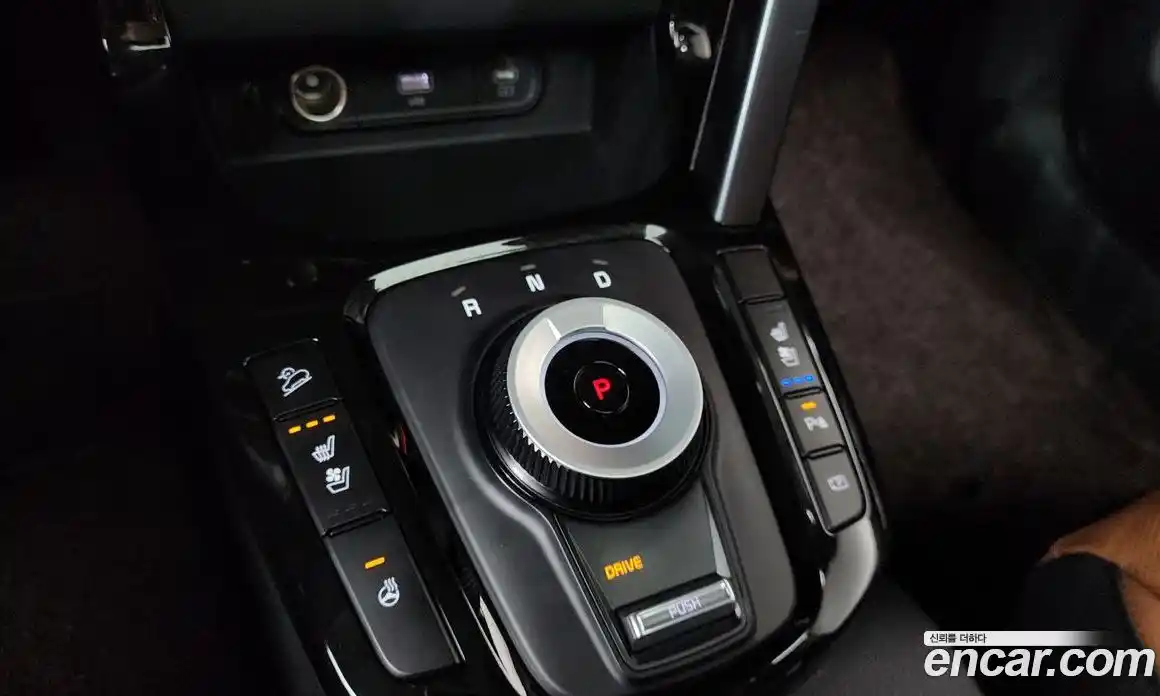 Kia Seltos 2023 1.6 Автомат в Москве № 54988, фото 16