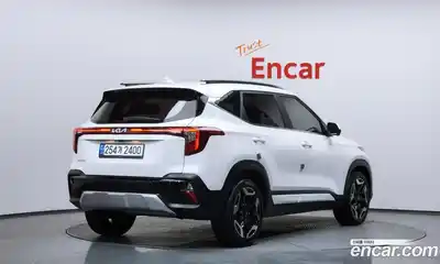 Kia Seltos 2023 1.6 Автомат в Москве № 54988, миниатюра 3