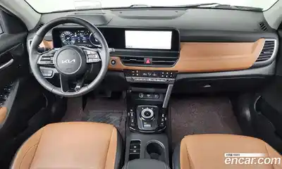 Kia Seltos 2023 1.6 Автомат в Москве № 54988, миниатюра 6