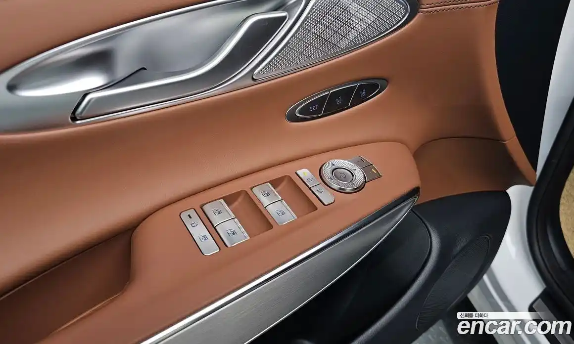 Genesis GV70 2025 2.5 Автомат в Москве № 57050, фото 14