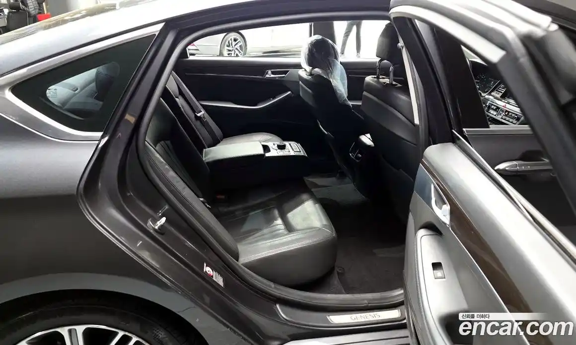 Genesis G80 2017 3.3 Автомат в Москве № 57726, фото 18