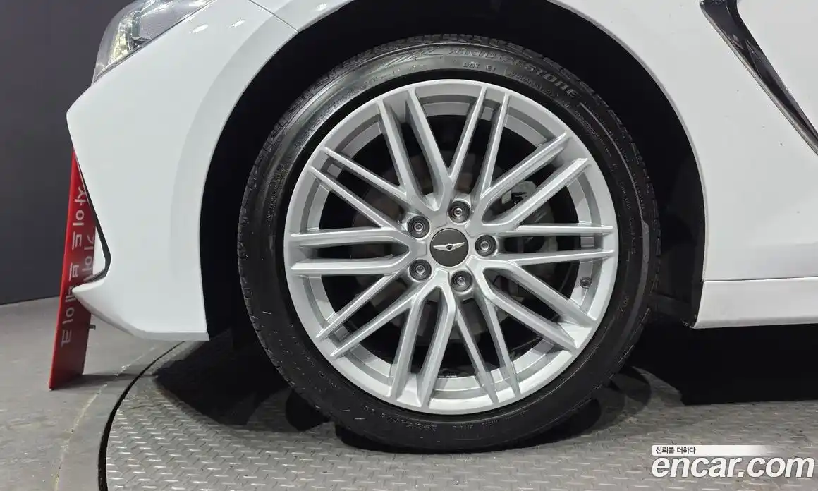 Genesis G70 2019 2.0 Автомат в Москве № 58483, фото 14