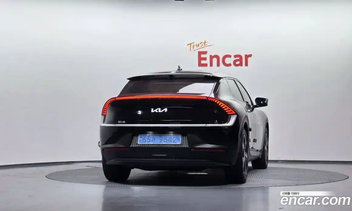 Kia EV6 2022 0.1 Автомат в Москве № 72535, фото 13