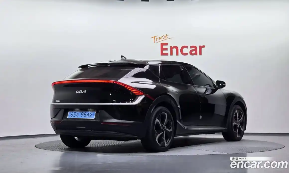 Kia EV6 2022 0.1 Автомат в Москве № 72535, фото 9