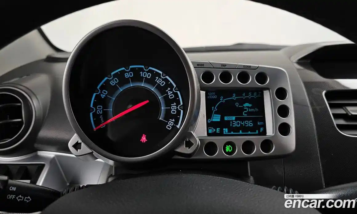 Chevrolet Spark 2012 1.0 Автомат в Москве № 79915, фото 9