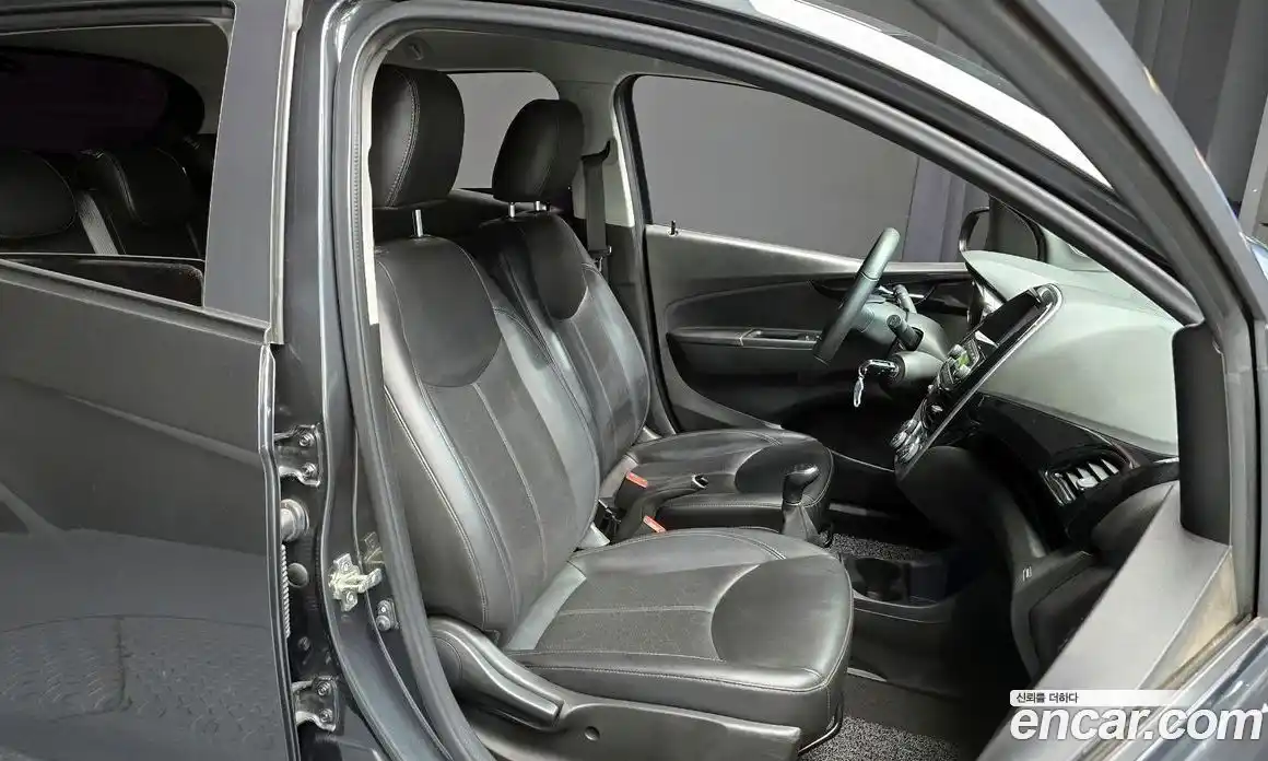 Chevrolet Spark 2017 1.0 Механическая в Москве № 84215, фото 16