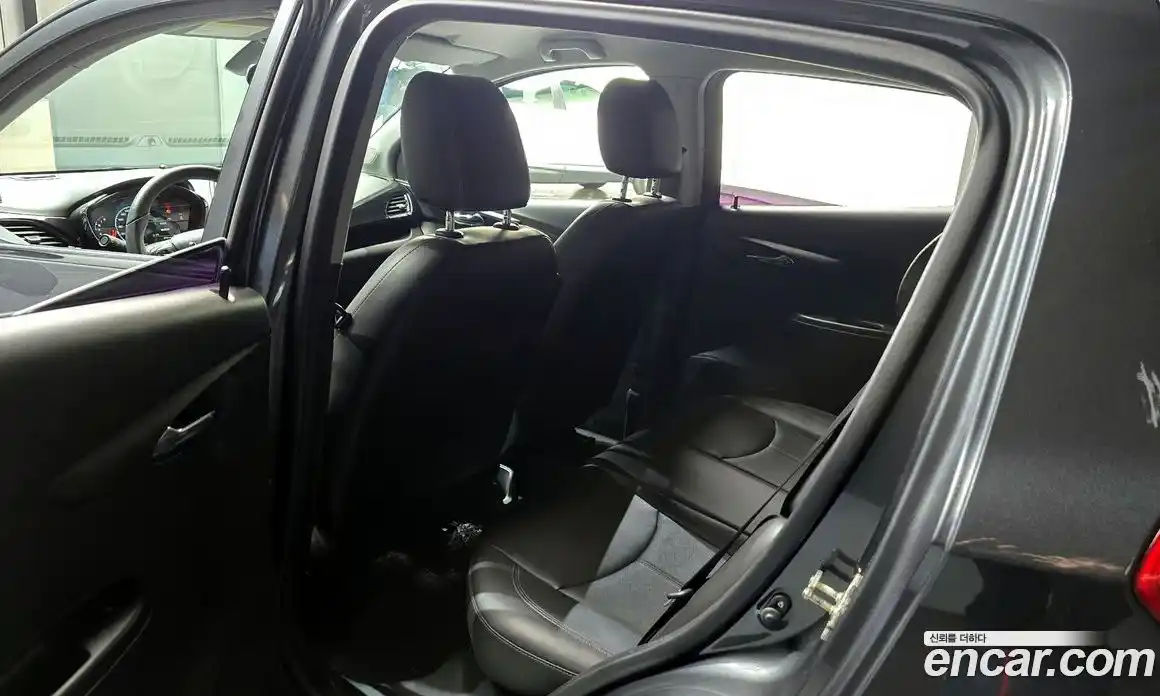 Chevrolet Spark 2017 1.0 Механическая в Москве № 84215, фото 3