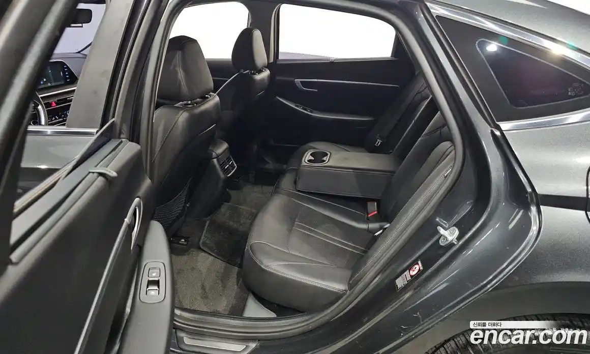 Hyundai Sonata 2020 2.0 Автомат в Москве № 8678, фото 3