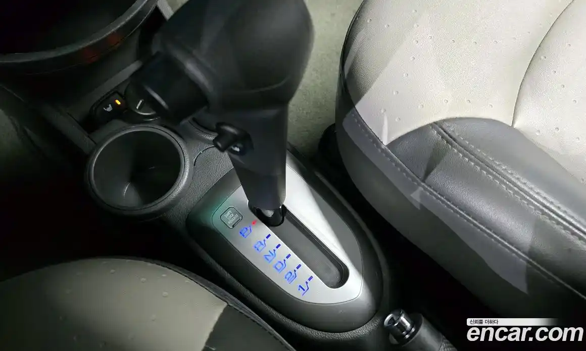 Chevrolet Spark 2012 1.0 Автомат в Москве № 99223, фото 13