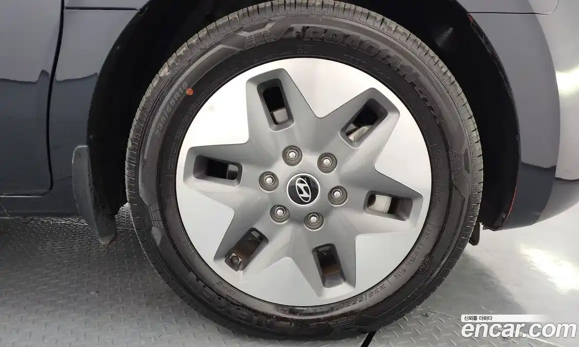 Hyundai Staria 2025 1.6 Автомат в Москве № 10423, фото 1