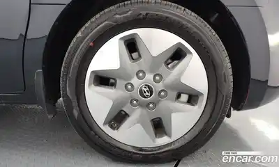 Hyundai Staria, 2025