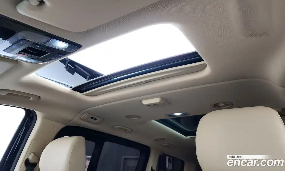 Hyundai Staria 2025 1.6 Автомат в Москве № 10423, фото 4