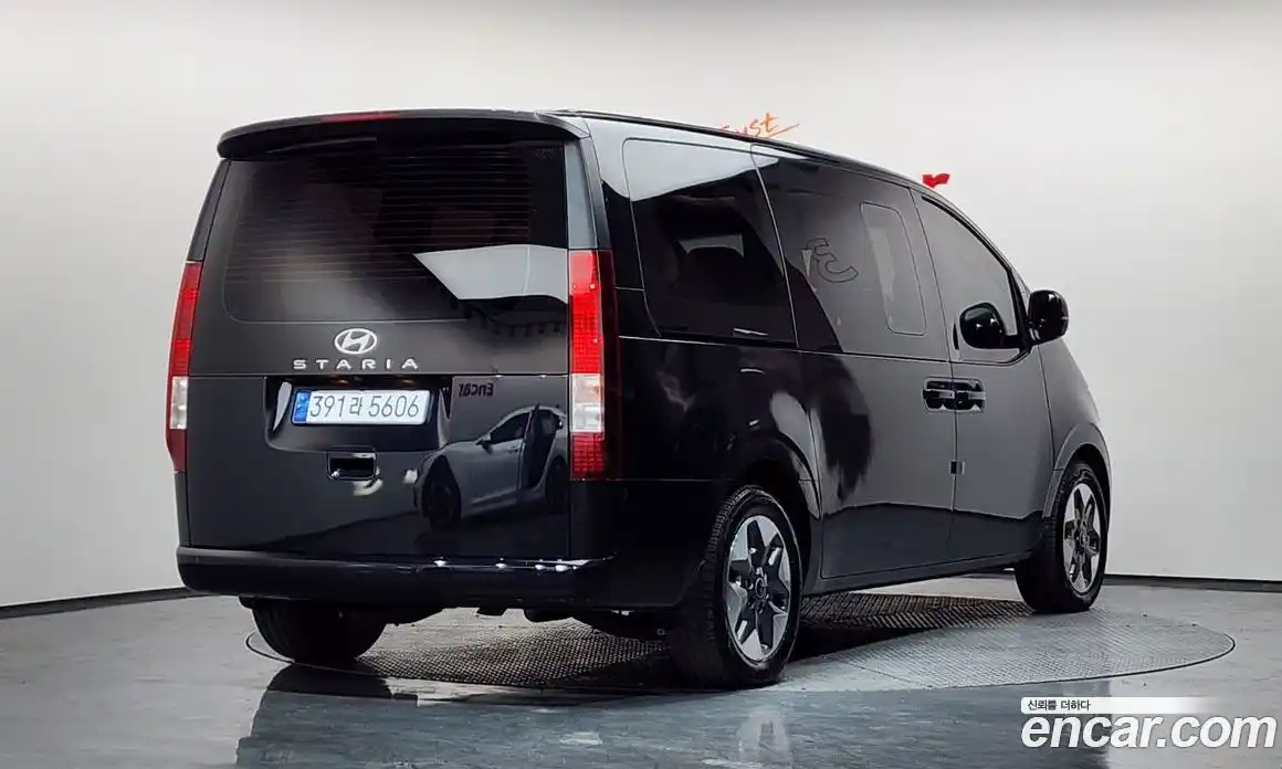 Hyundai Staria 2025 1.6 Автомат в Москве № 10423, фото 6