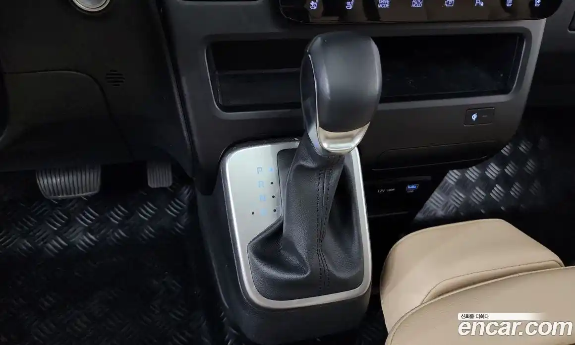 Hyundai Staria 2025 1.6 Автомат в Москве № 10423, фото 7