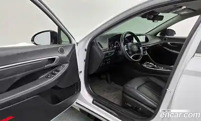 Hyundai Sonata 2022 2.0 Автомат в Москве № 107720, миниатюра 4