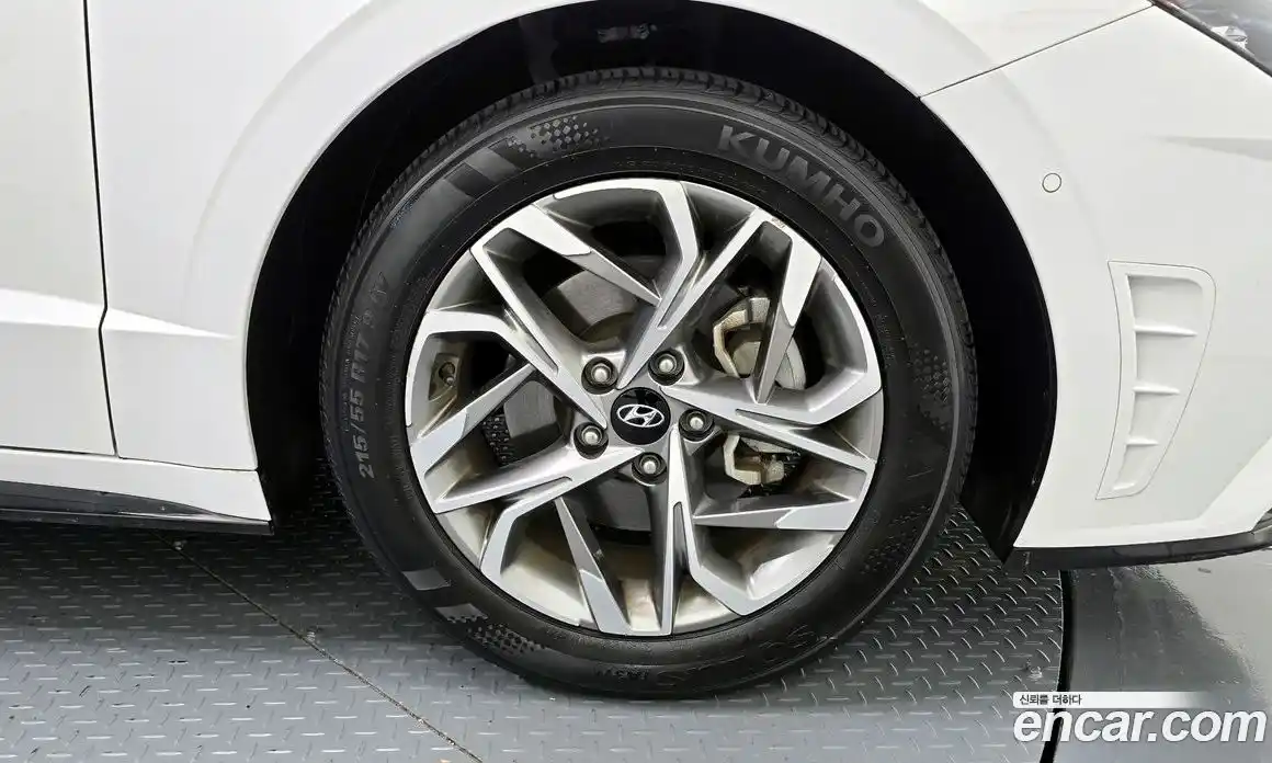 Hyundai Sonata 2022 2.0 Автомат в Москве № 107720, фото 8