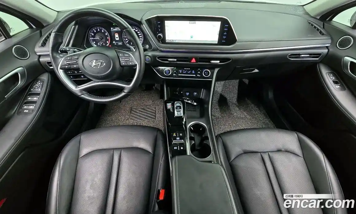 Hyundai Sonata 2022 2.0 Автомат в Москве № 107720, фото 10