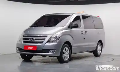 Hyundai Starex 2018 2.5 Автомат в Москве № 107928, миниатюра 6