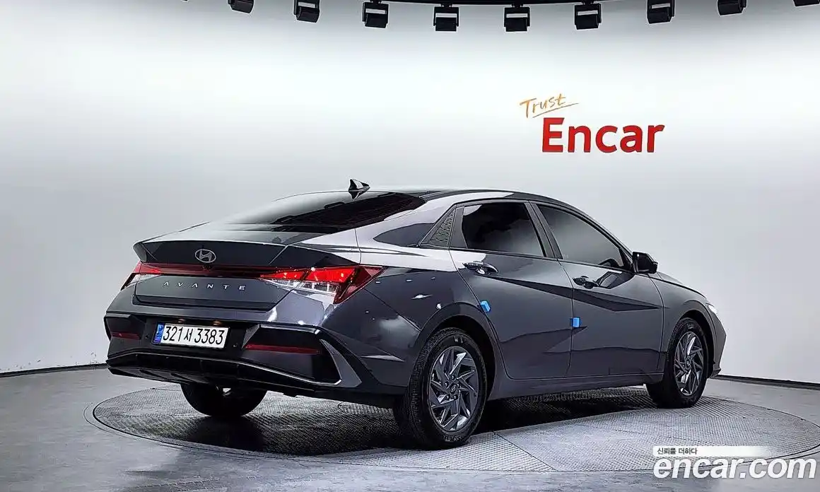 Hyundai Avante 2024 1.6 Автомат в Москве № 111315, фото 3