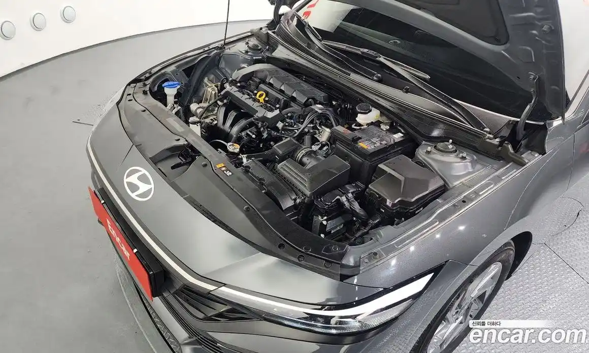 Hyundai Avante 2024 1.6 Автомат в Москве № 111315, фото 4