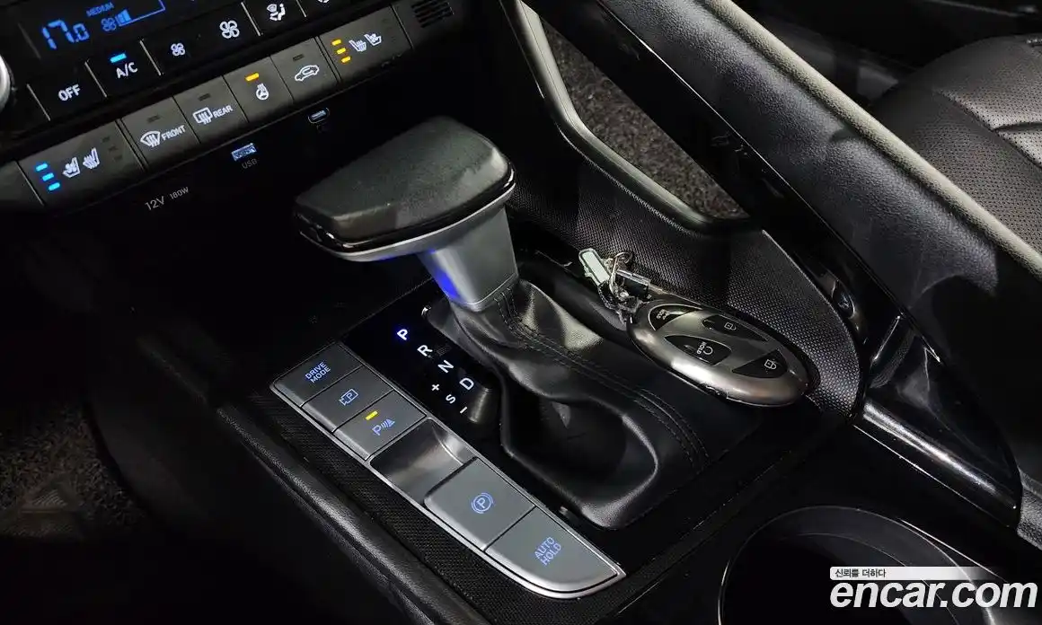 Hyundai Avante 2024 1.6 Автомат в Москве № 111315, фото 7