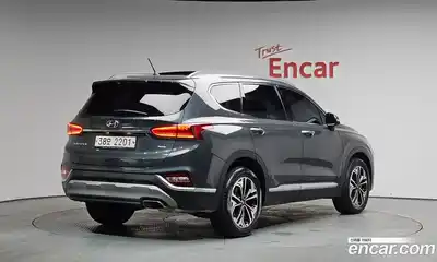 Hyundai Santa Fe 2020 2.0 Автомат в Москве № 116410, миниатюра 3