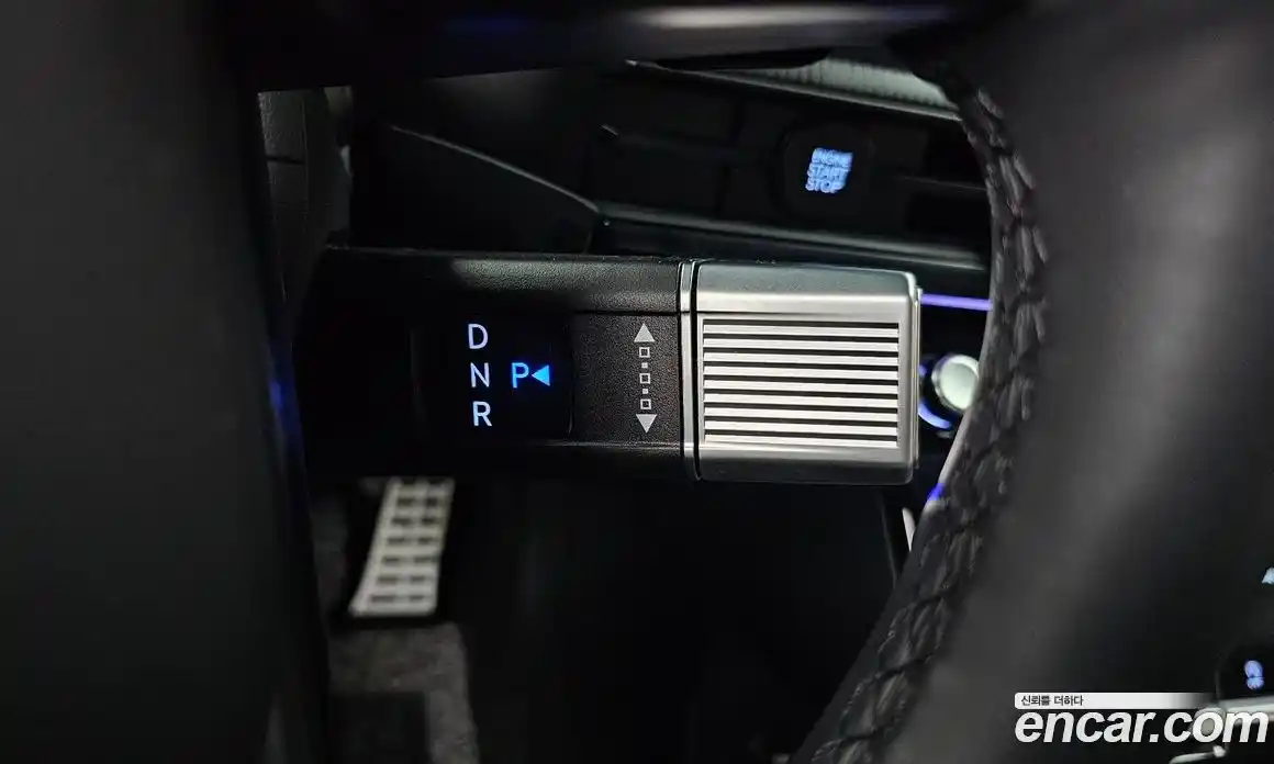 Hyundai Santa Fe 2024 2.5 Автомат в Москве № 116848, фото 10