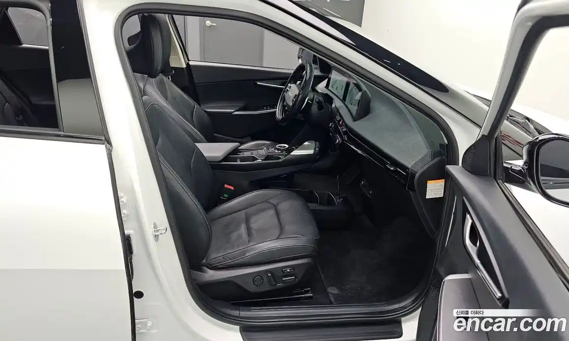 Kia EV6 2022 0.1 Автомат в Москве № 121648, фото 10