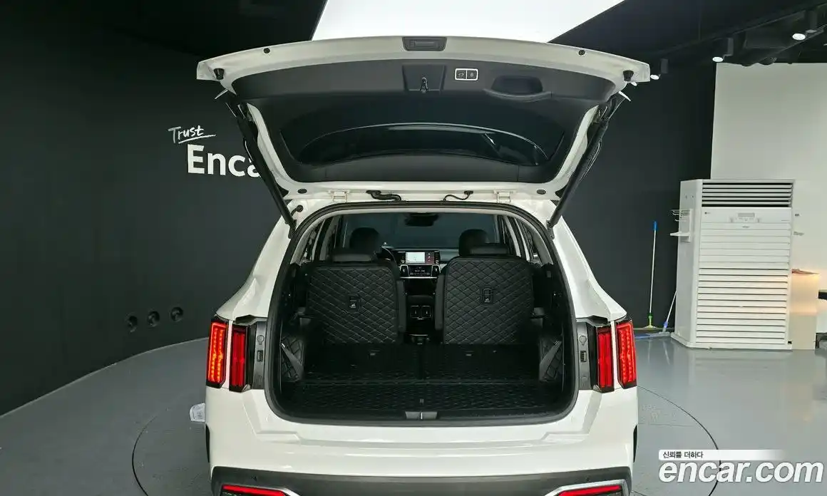 Kia Sorento 2023 2.2 Автомат в Москве № 122810, фото 20