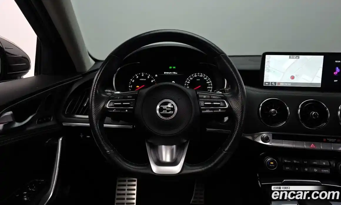 Kia Stinger 2021 2.5 Автомат в Москве № 123073, фото 4