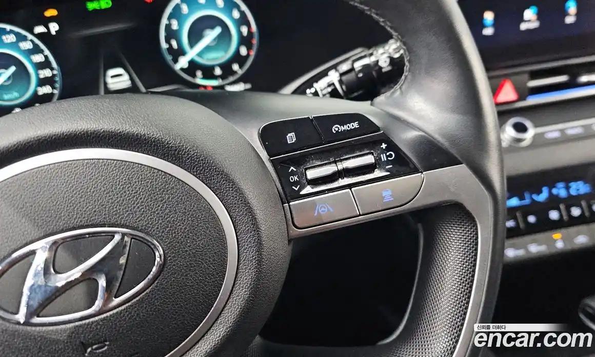 Hyundai Avante 2021 1.6 Автомат в Москве № 125123, фото 8