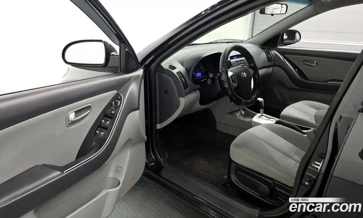 Hyundai Avante 2009 1.6 Автомат в Москве № 126977, фото 20