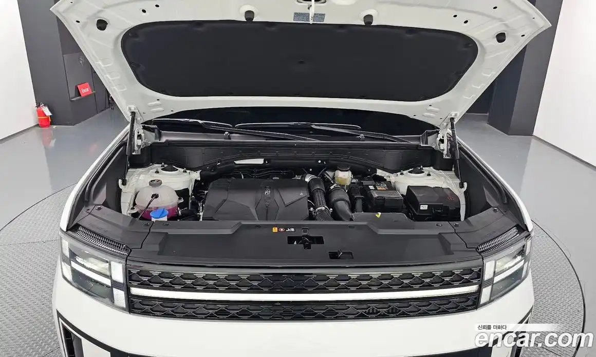 Hyundai Santa Fe 2024 2.5 Автомат в Москве № 129890, фото 16