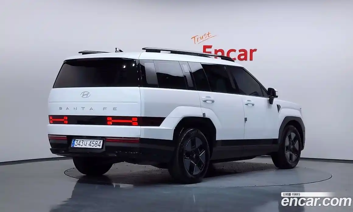 Hyundai Santa Fe 2024 1.6 Автомат в Москве № 130686, фото 19