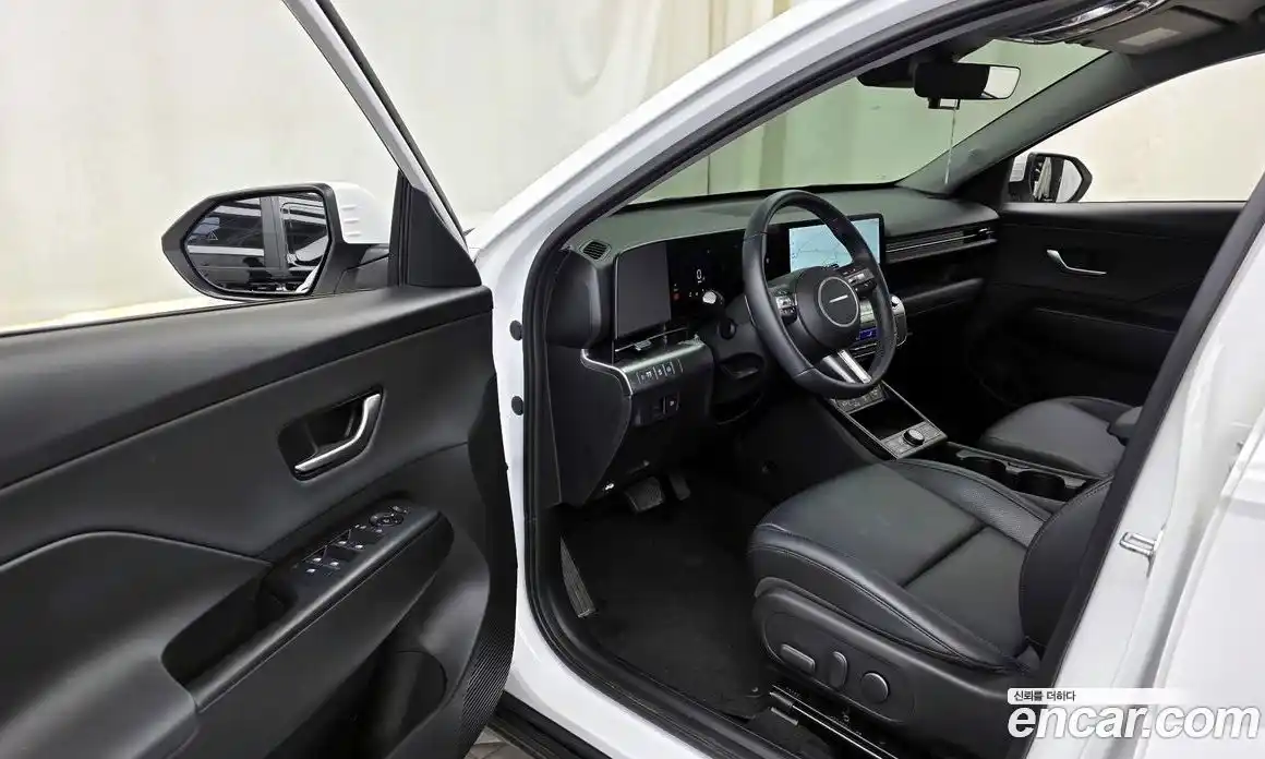 Hyundai Kona 2023 1.6 Автомат в Москве № 130719, фото 15