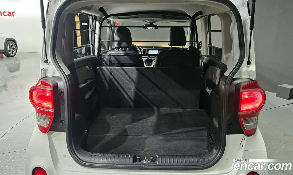 Kia Ray 2022 1.0 Автомат в Москве № 133382, фото 13