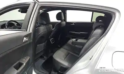 Kia Sportage 2022 2.0 Автомат в Москве № 133766, миниатюра 2