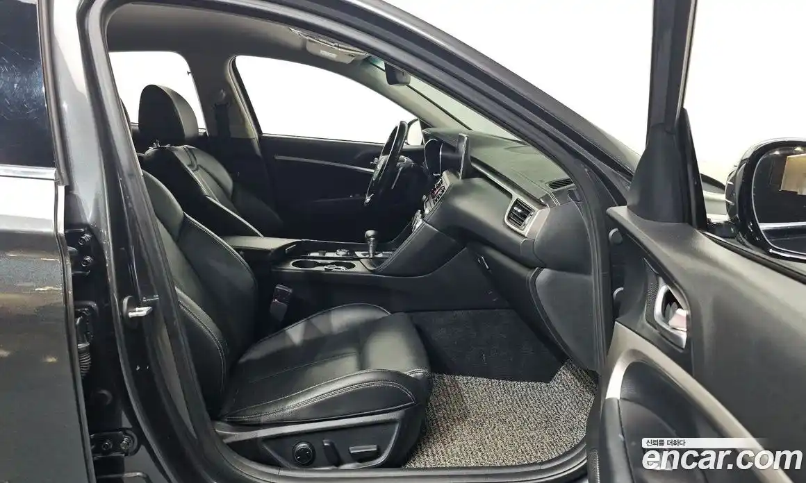 Genesis G70 2018 2.0 Автомат в Москве № 135019, фото 14