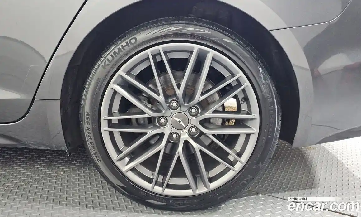 Genesis G70 2018 2.0 Автомат в Москве № 135019, фото 16