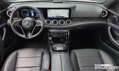 Mercedes-Benz E-Class, 2022