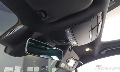 Mercedes-Benz E-Class 2022 2.0 Автомат в Москве № 138907, миниатюра 2