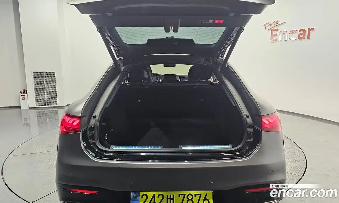 Mercedes-Benz EQS 2022 0.3 Автомат в Москве № 139326, фото 14